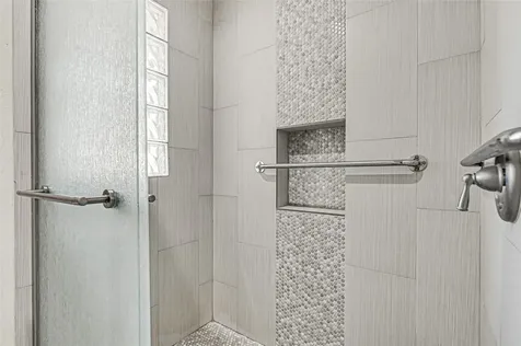 5534 Loch Lomond Drive Houston TX 77096