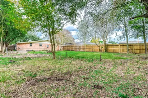 2809 5th Avenue N Texas City TX 77590