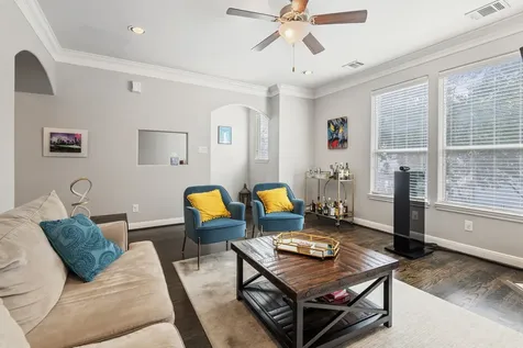 2204 Colorado Street Houston TX 77007