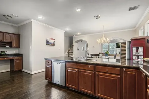 2204 Colorado Street Houston TX 77007