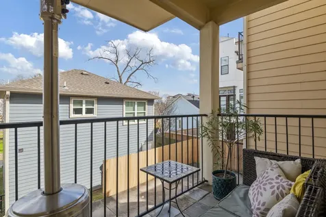 2204 Colorado Street Houston TX 77007