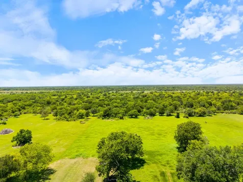2007 Private Road 652 Sargent TX 77414