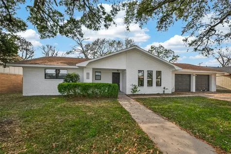 2304 Belvedere Drive Baytown TX 77520