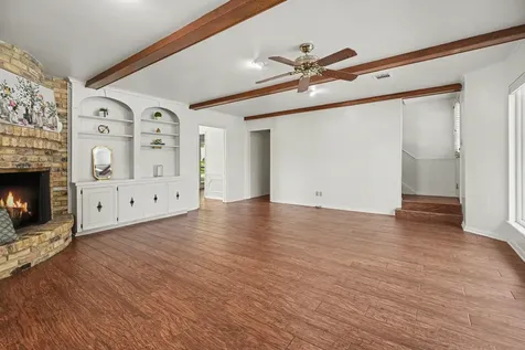 18562 Martinique Drive Nassau Bay TX 77058