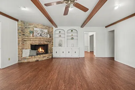 18562 Martinique Drive Nassau Bay TX 77058