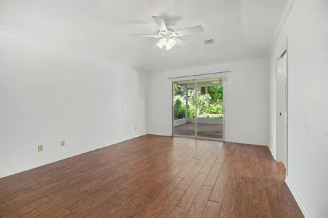 18562 Martinique Drive Nassau Bay TX 77058