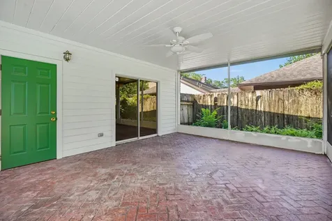 18562 Martinique Drive Nassau Bay TX 77058