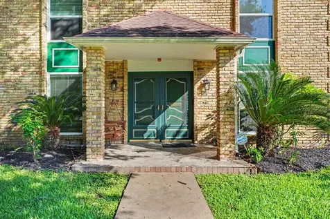 18562 Martinique Drive Nassau Bay TX 77058