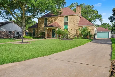 18562 Martinique Drive Nassau Bay TX 77058