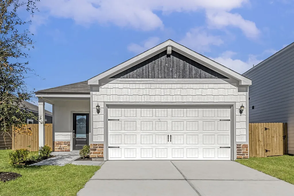 8124 Burnt Orchid Drive Houston TX 77016