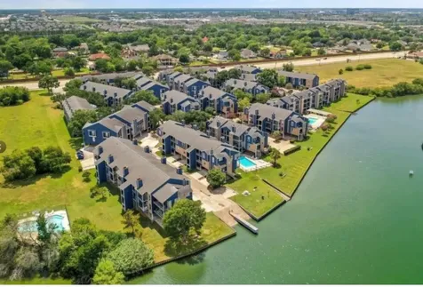 18519 Egret Bay Boulevard 1405 Webster TX 77058