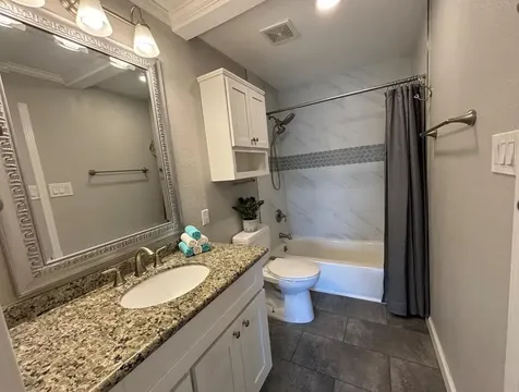 18519 Egret Bay Boulevard 1405 Webster TX 77058