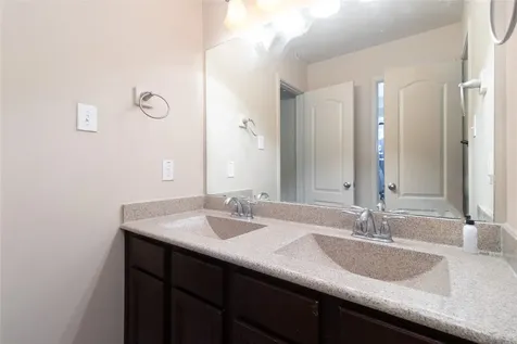 12930 Palm Leaf Court Houston TX 77044