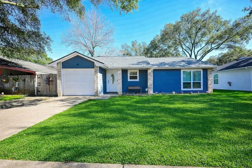 2122 Crosscoach Lane Katy TX 77449
