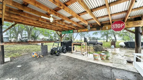 81 Private Road 3095 Shiner TX 77984