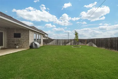 3205 High Meadow Street Seguin TX 78155