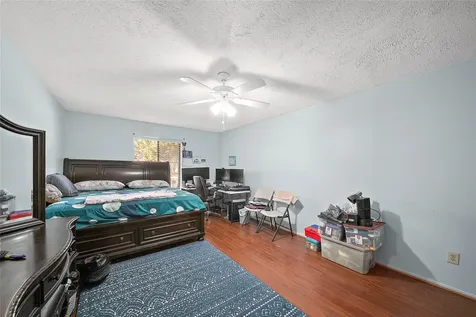 2822 Colonial Drive Sugar Land TX 77479