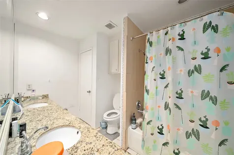 2822 Colonial Drive Sugar Land TX 77479