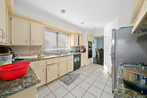 2822 Colonial Drive Sugar Land TX 77479