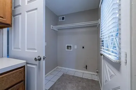 75 Breezy Point Place The Woodlands TX 77381