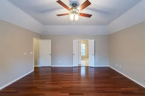 75 Breezy Point Place The Woodlands TX 77381