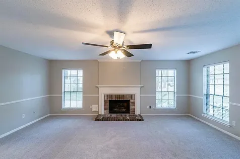 75 Breezy Point Place The Woodlands TX 77381