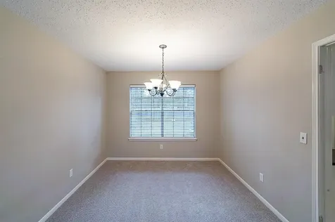 75 Breezy Point Place The Woodlands TX 77381