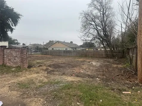 7031 England Street Houston TX 77021