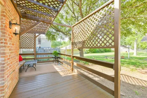 802 S Day Street Brenham TX 77833