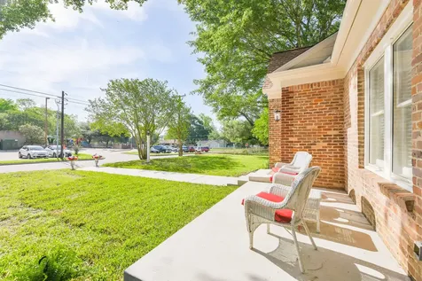 802 S Day Street Brenham TX 77833