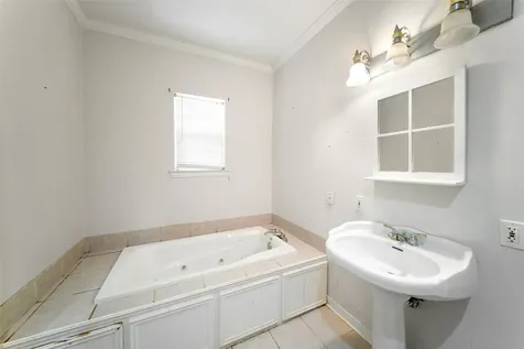 307 Center Street Matagorda TX 77457