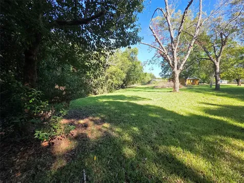 203 Wahl Street Crosby TX 77532