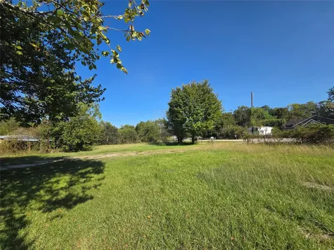 203 Wahl Street Crosby TX 77532