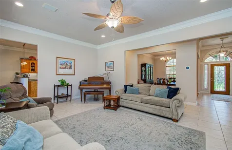 805 Enchanted Oaks Drive Angleton TX 77515