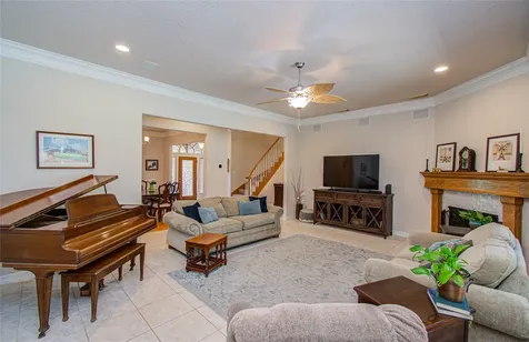 805 Enchanted Oaks Drive Angleton TX 77515