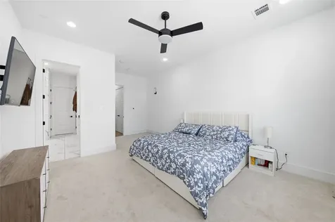 2108 Beall Street Houston TX 77008