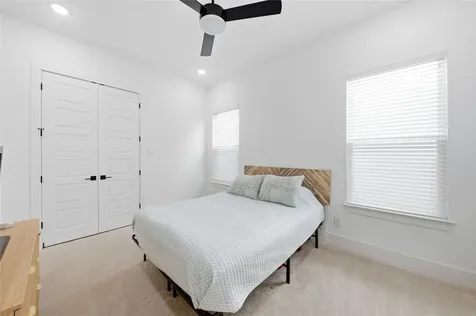 2108 Beall Street Houston TX 77008