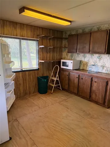 110 Concho Trail La Grange TX 78945