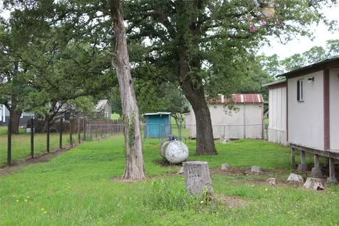 110 Concho Trail La Grange TX 78945