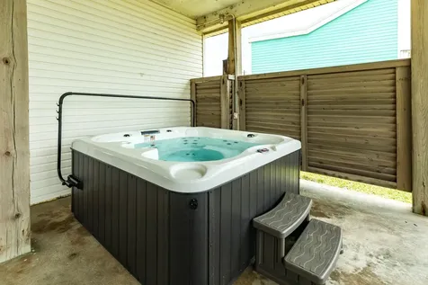 22509 Kennedy Drive Galveston TX 77554