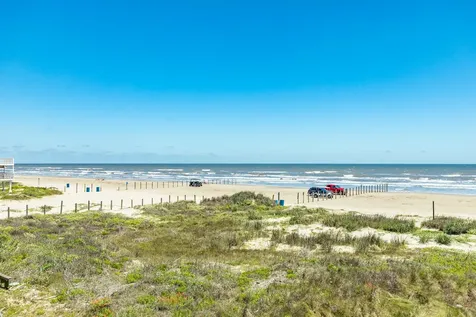22509 Kennedy Drive Galveston TX 77554