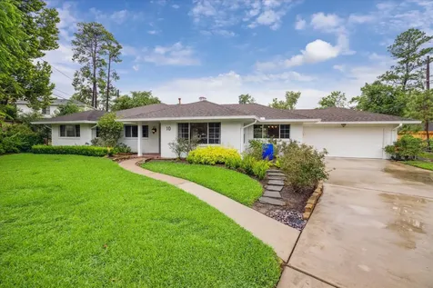 10 Pom Court Spring Valley Village TX 77055