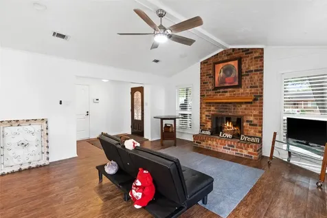 2003 Counter Point Drive Houston TX 77055