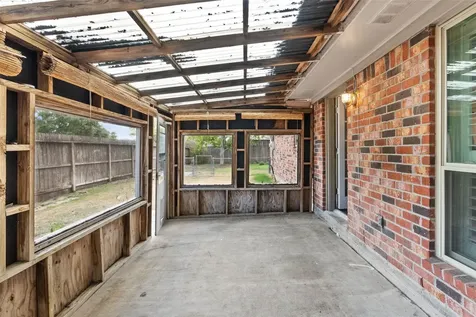 2003 Counter Point Drive Houston TX 77055