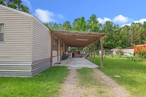 519 Road 7000 Cleveland TX 77327