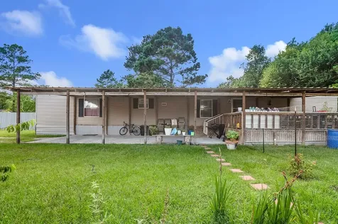519 Road 7000 Cleveland TX 77327