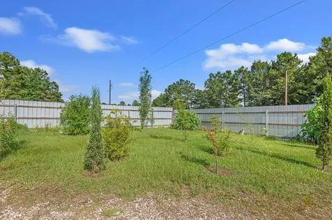 519 Road 7000 Cleveland TX 77327