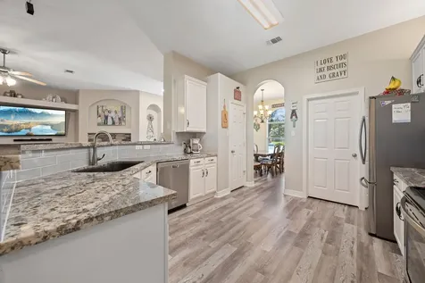 2010 Caroline Avenue Baytown TX 77523