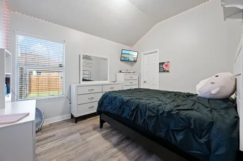 2010 Caroline Avenue Baytown TX 77523