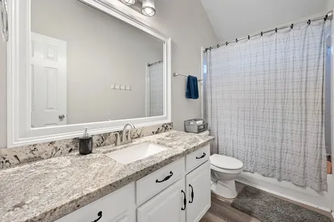2010 Caroline Avenue Baytown TX 77523